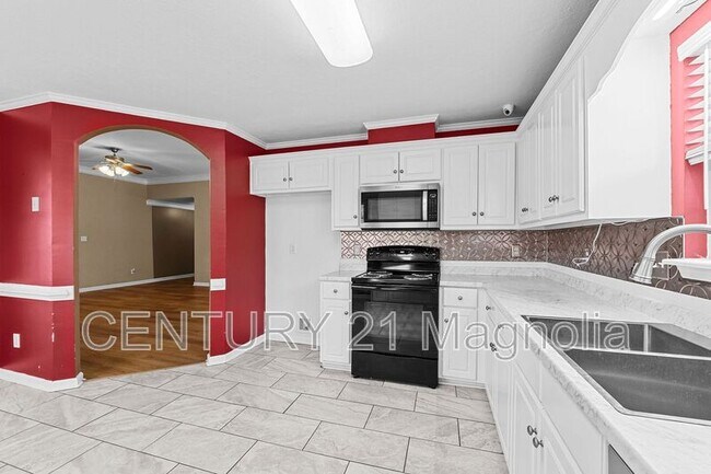 Building Photo - 934 Sedgefield Cir