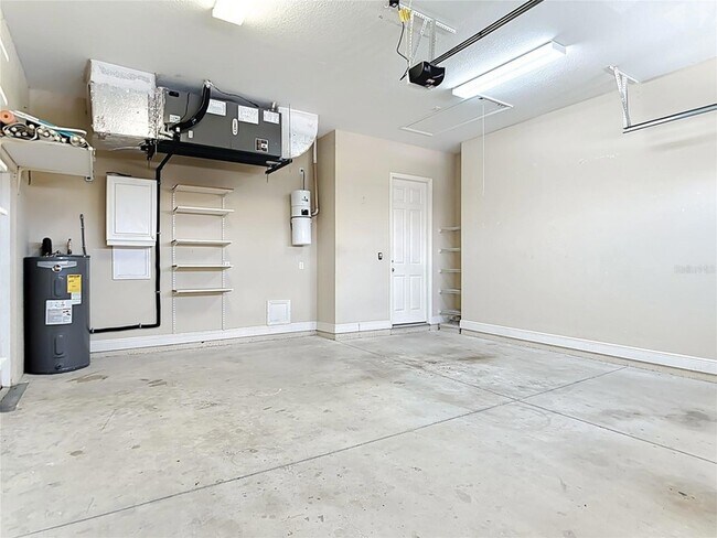 Building Photo - 168 Fairway Rd