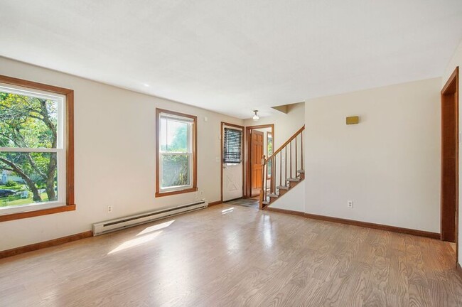 Building Photo - 26 Hunters Hill Cir