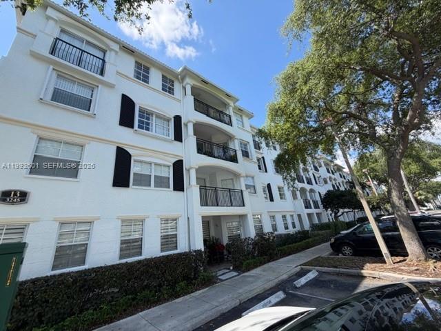 Building Photo - 3245 NE 184th St