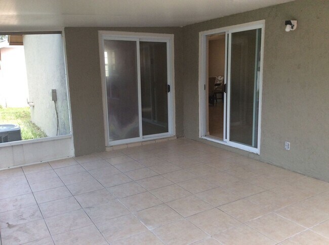 Building Photo - 12788 Majorama Dr