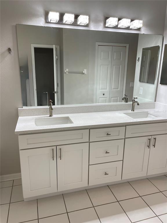 Building Photo - 2819 Crane Trace Cir