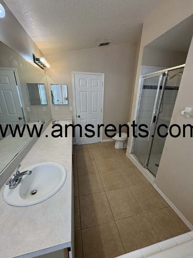 Building Photo - 2404 Condado Ct