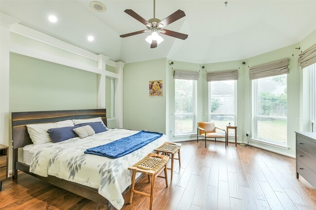 Building Photo - 3234 Shadowleaf Dr