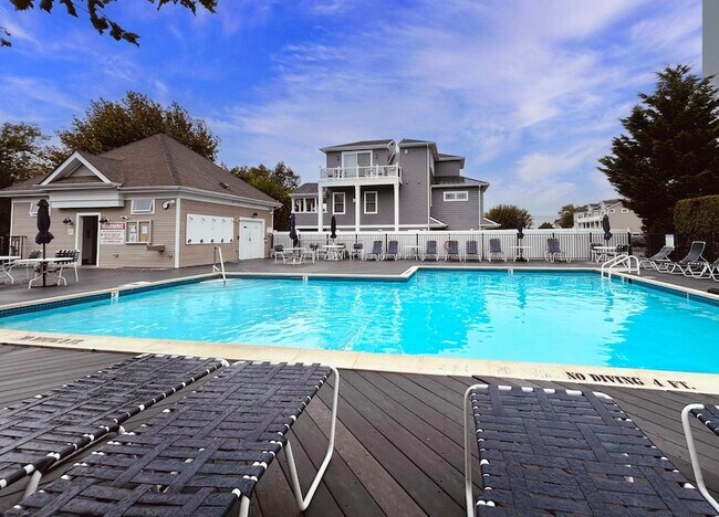 Building Photo - 72 Windjammer Dr