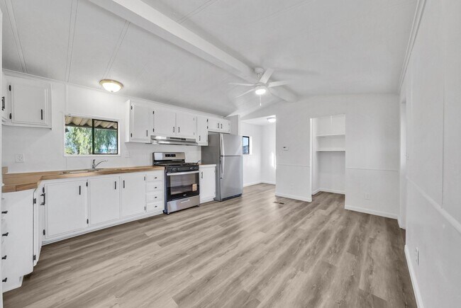 Building Photo - 22450 Norris Ln