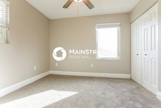 Building Photo - 3 Bedroom Pet-Friendly Home in NORTH PORT, FL with Main Street Renewal