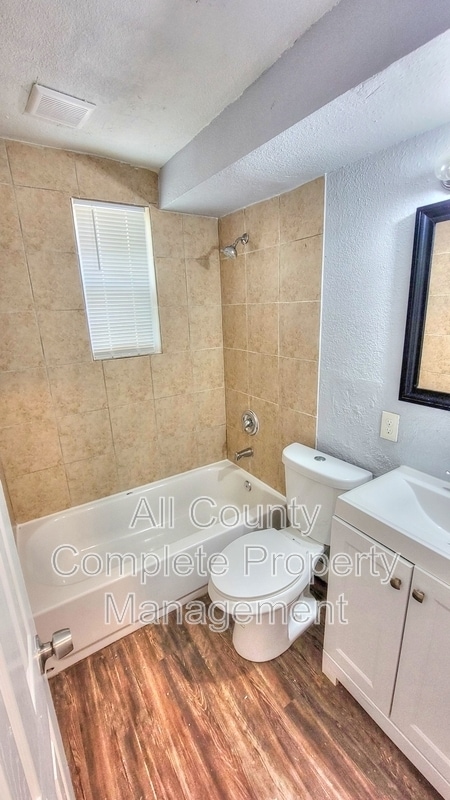 Building Photo - 3018 Pearce St