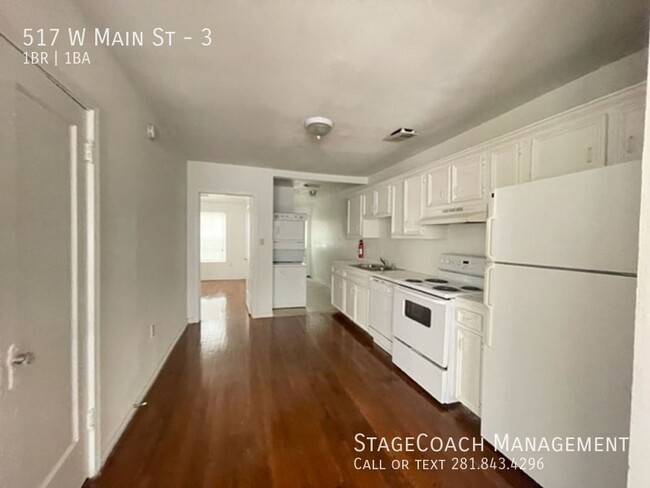 Primary Photo - 517 W Main St
