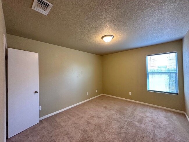 Building Photo - 2503 Cody Poe Rd