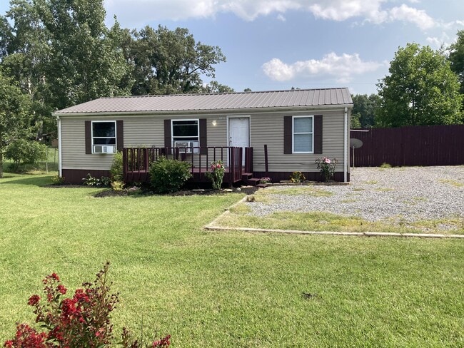 Primary Photo - 5501 Butler Rd