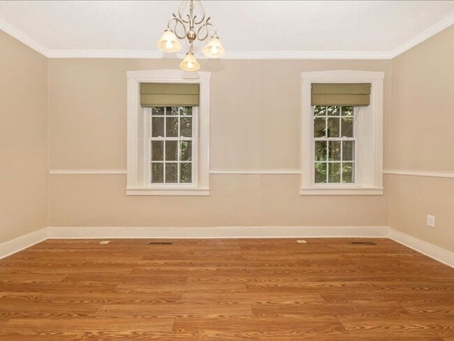 Building Photo - Open House 24th 10:30 to 11:30 AM