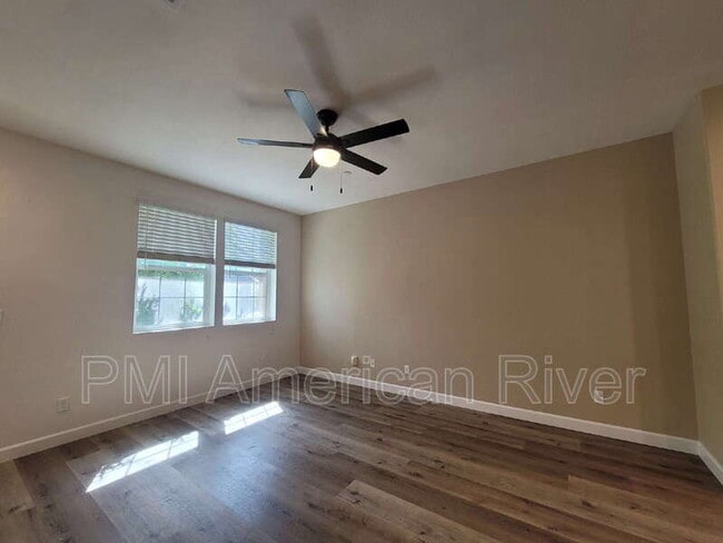 Building Photo - 3805 Amelia Rose Way