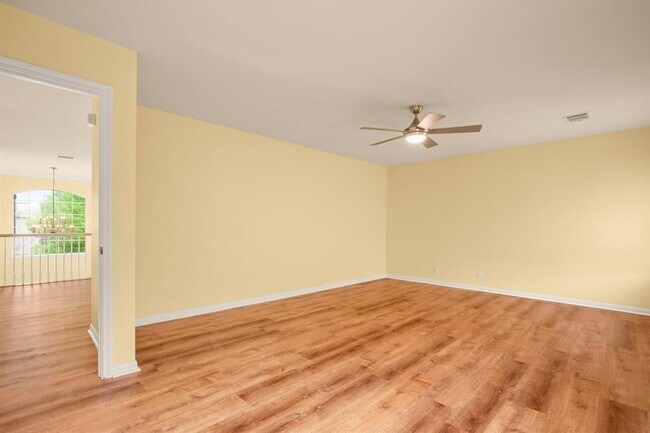 Building Photo - 2646 Cascade Falls Dr