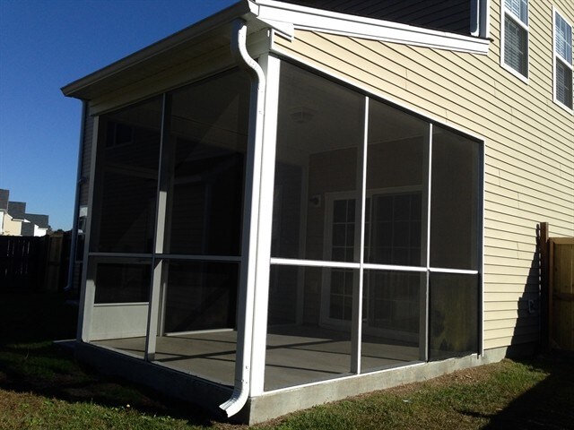 Building Photo - 609 English Oak Cir