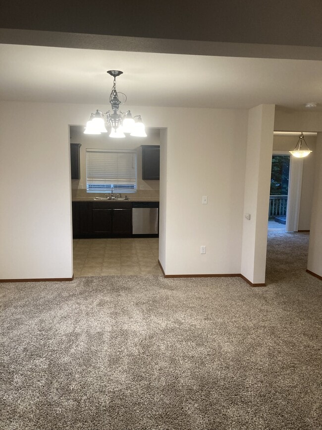 Building Photo - 24215 10th Ave S