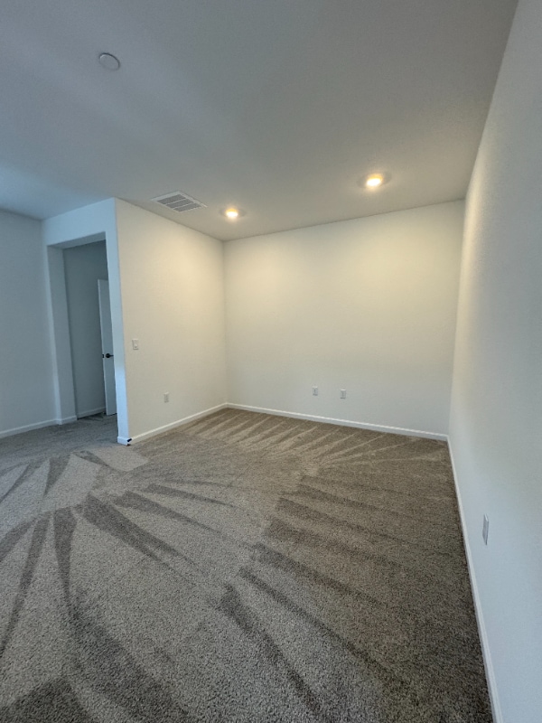 Building Photo - 1652 Matmor Rd