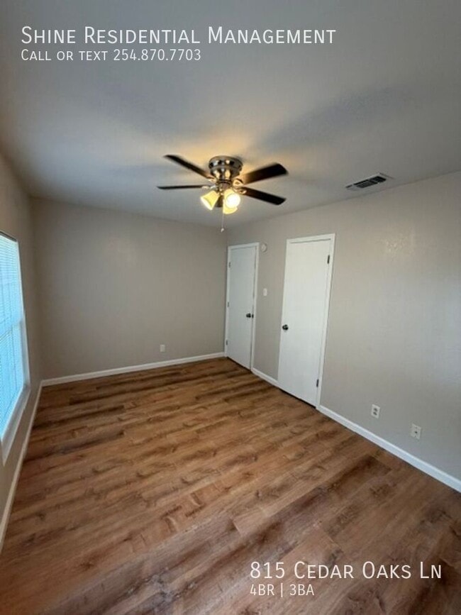 Building Photo - 815 Cedar Oaks Ln