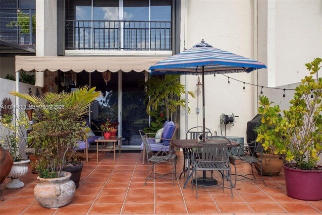 Building Photo - 10449 SW 78th St