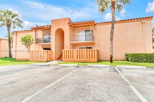 Building Photo - 7201 Miami Lakes Dr