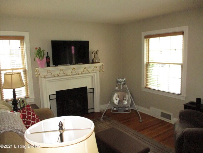 Building Photo - 3342 Dayton Ave