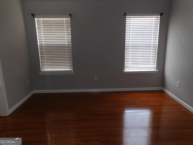 Building Photo - 206 Brookstone Trail