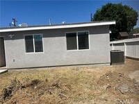 Building Photo - 124 W Stueckle Ave