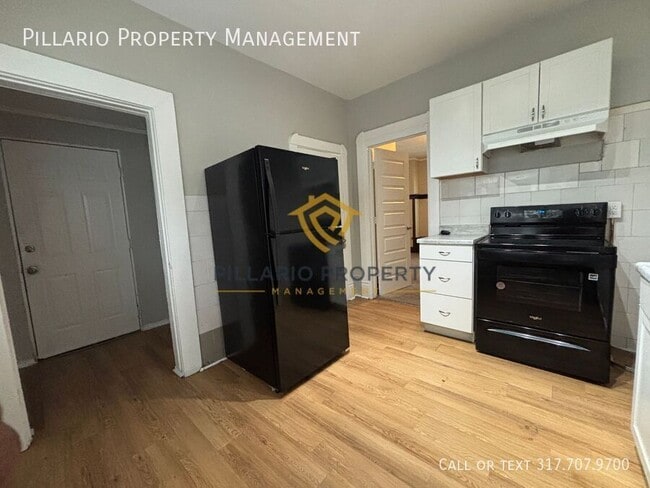 Building Photo - 3625 N Kenwood Ave