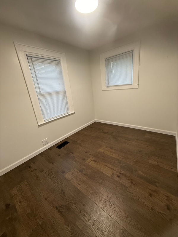 Building Photo - 507 1/2 Park Ave