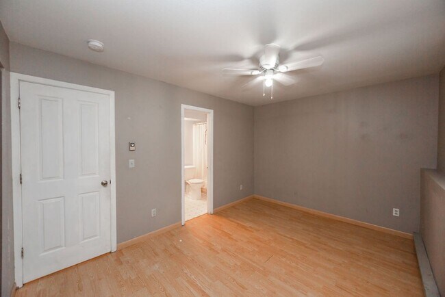 Building Photo - 720 City Park Ave