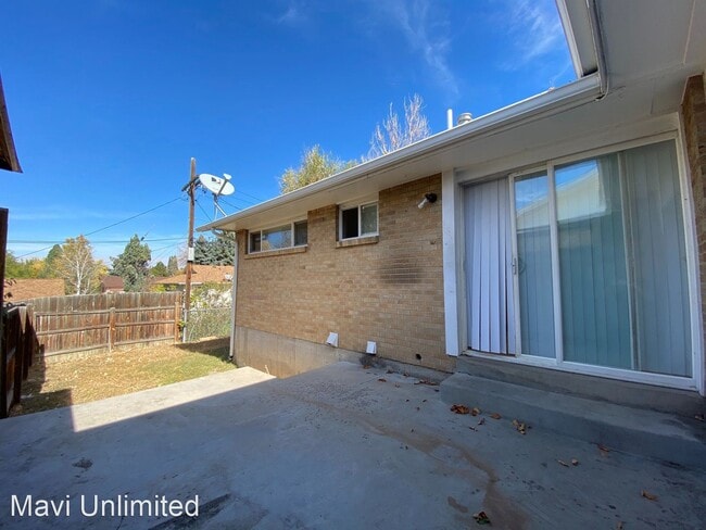 Building Photo - 4 br, 2 bath House - 7375 W 3rd Ave