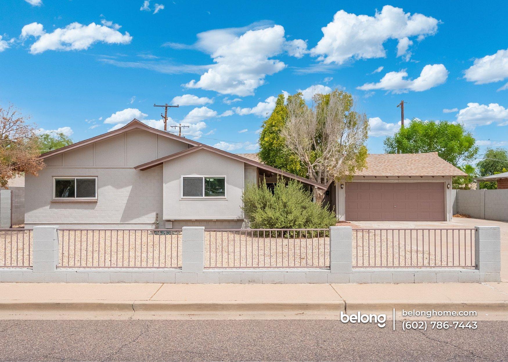 Building Photo - 2809 N Granite Reef Rd