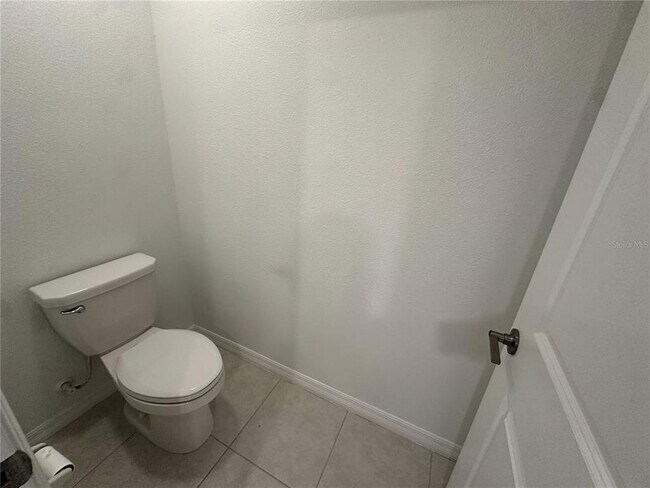 Building Photo - 1742 Red Loop