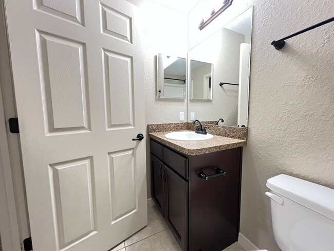 Building Photo - BEAUTIFUL 3 BD/2BA Home in Beautiful Ocala!!!