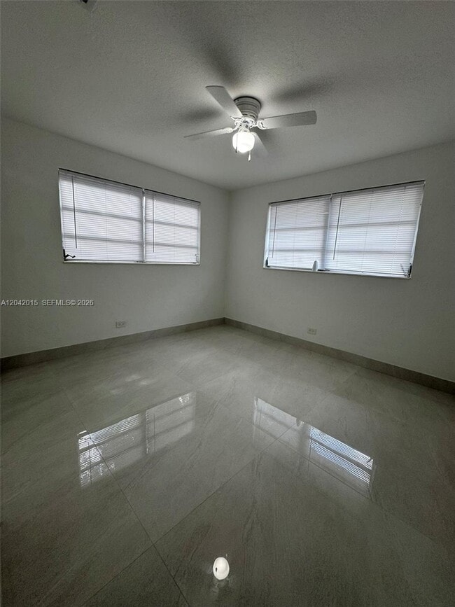 Building Photo - 664 Colson Dr