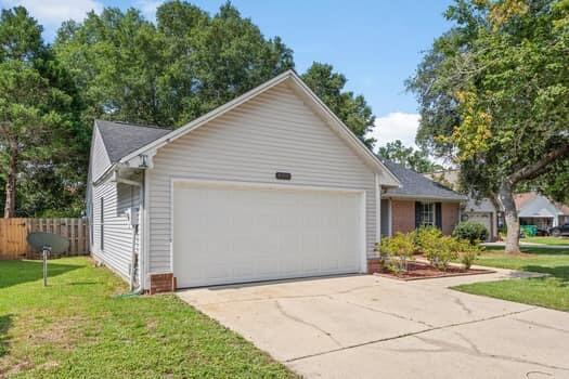 Building Photo - 4498 Parkwood Ln