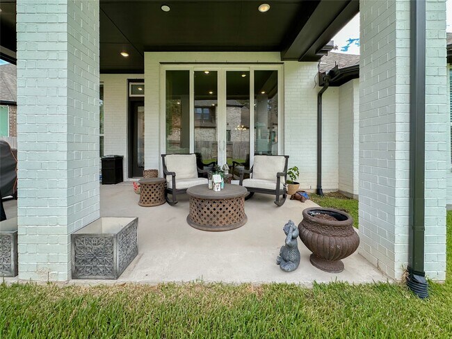 Building Photo - 308 Mallory Ct