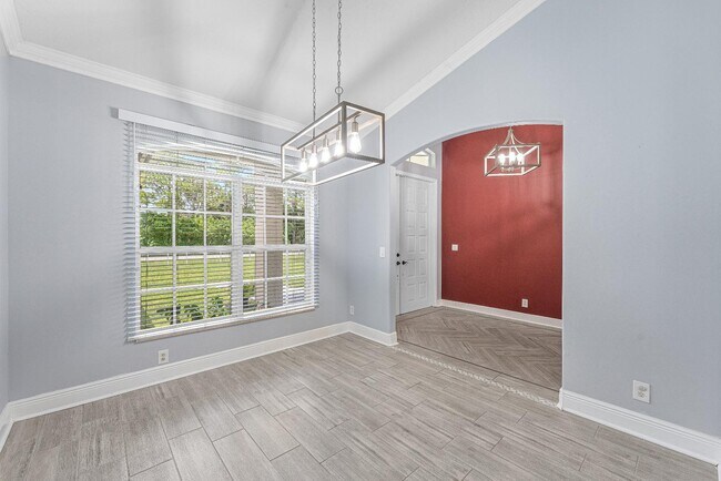 Building Photo - 11224 Tangerine Blvd