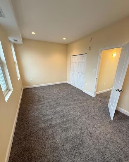 Building Photo - 532 8th St SE