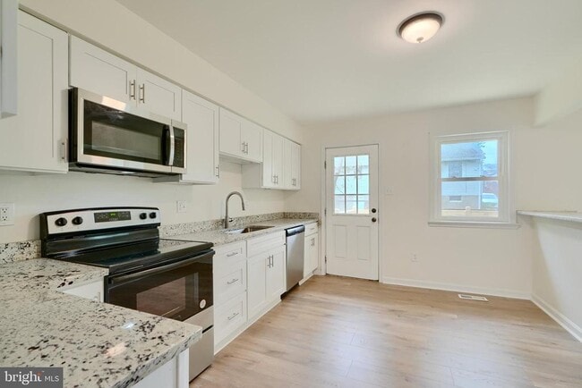 Building Photo - 4504 E Joppa Rd