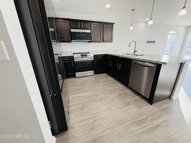 Building Photo - 4468 Civic Wy