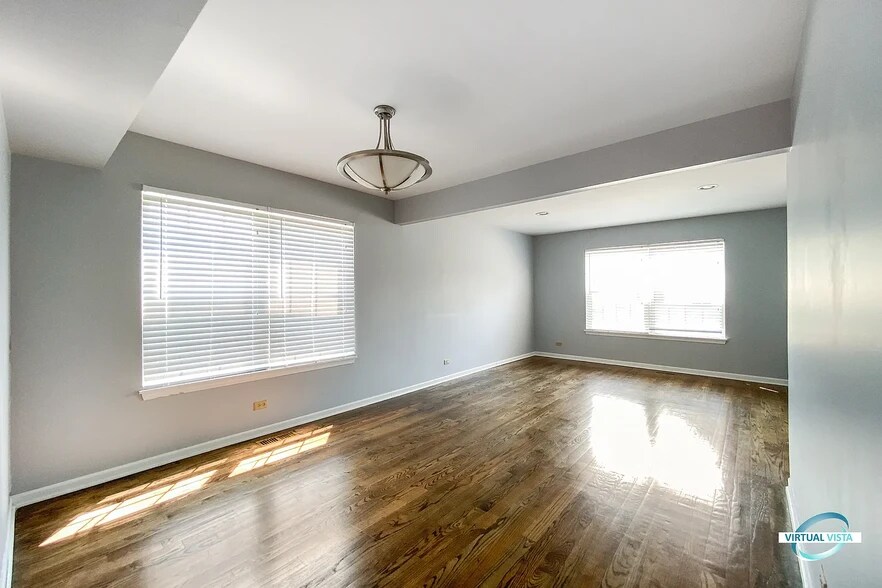Building Photo - 3270 Hopewell Dr