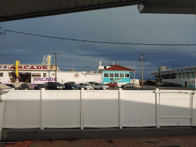 Primary Photo - 24 Franklin Ave