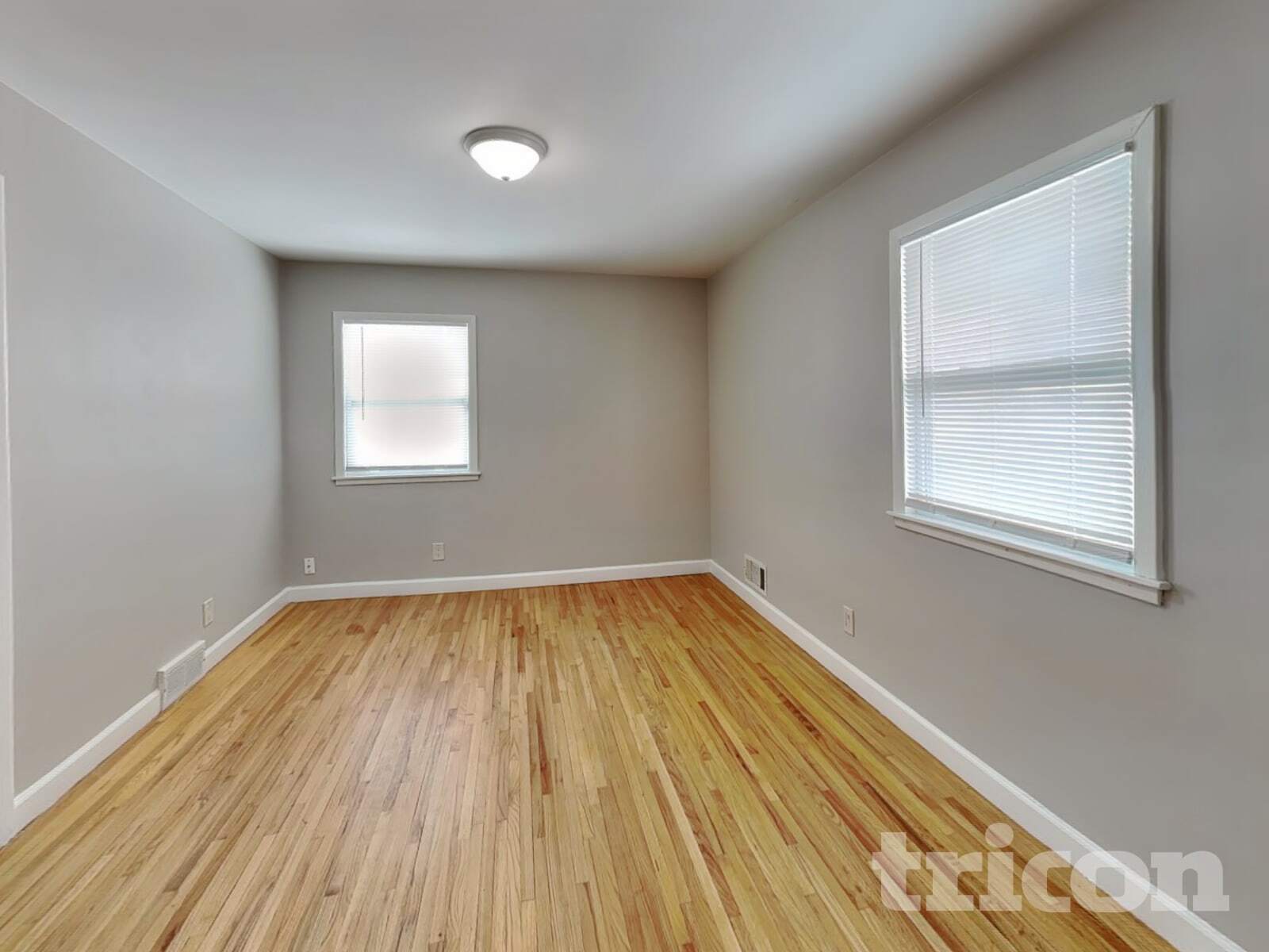 Building Photo - 4010 Monroe St NE