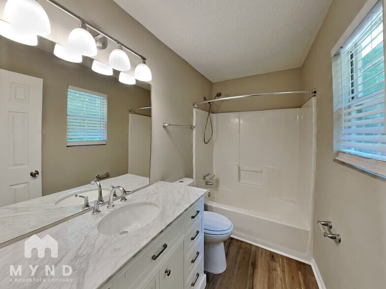 Building Photo - 7768 Melanie Dr