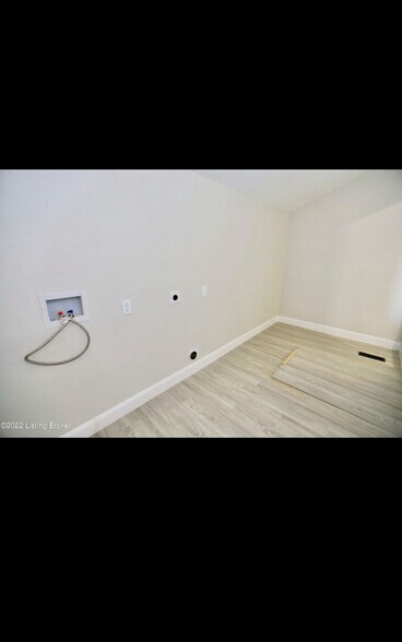 Building Photo - 1332 Olive St