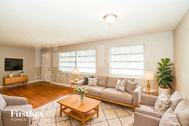 Building Photo - 3741 Culp Dr