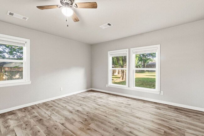 Building Photo - 2305 S.46th Street-