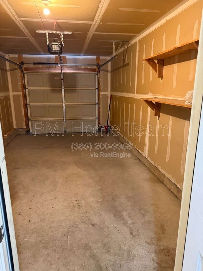 Building Photo - 652 W 800 N