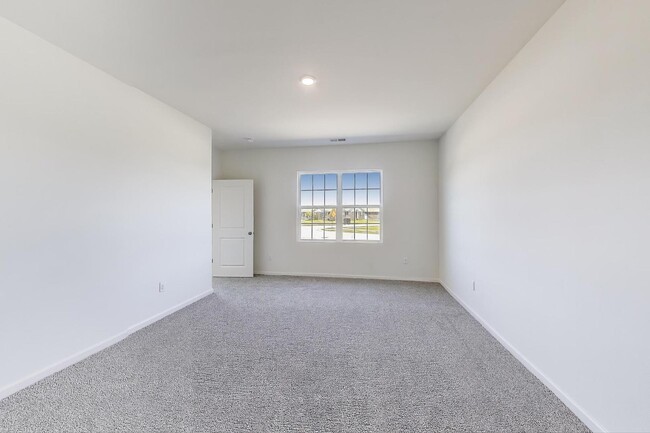 Building Photo - 6443 Juniper Dr